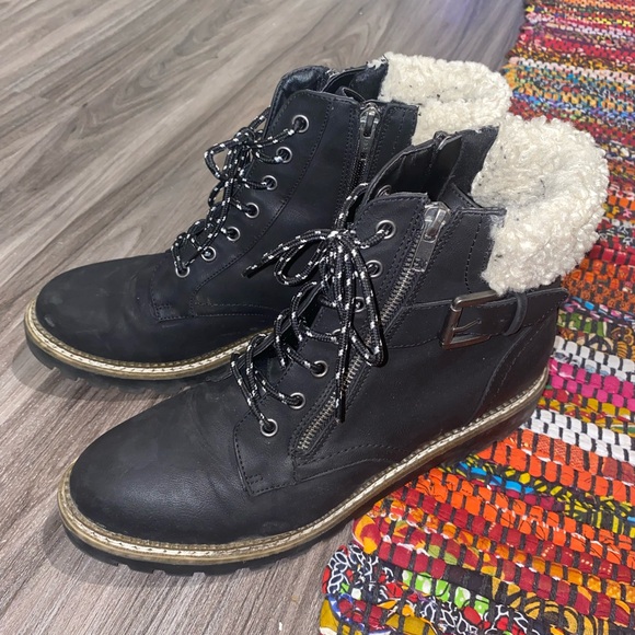 Combat Boots - Picture 5 of 7